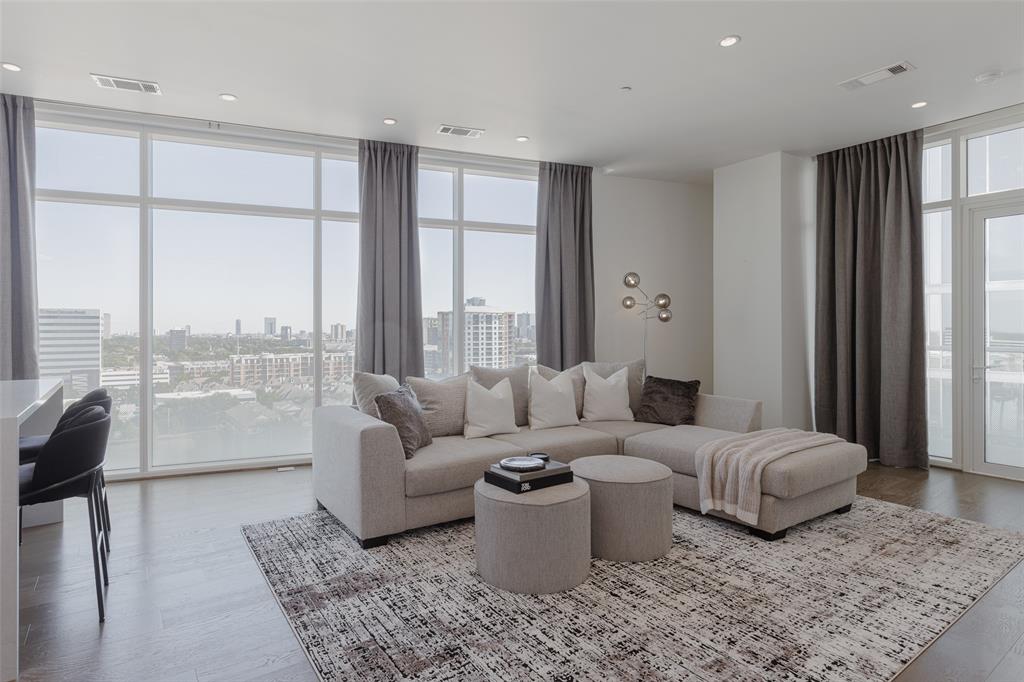 4521  San Felipe St Street Houston Texas 77027, 16