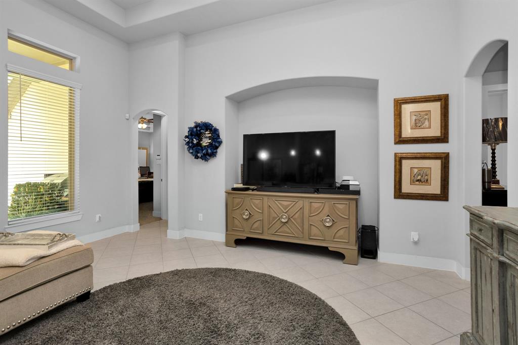 Huge Living Room with Bump-outs, Niches, Transom Windows and Vaulted Ceilings.