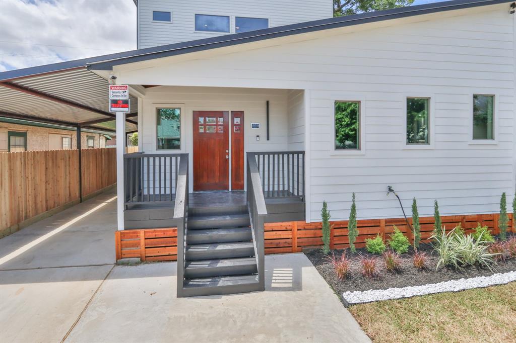 601  Cottage Street Houston Texas 77009, 9