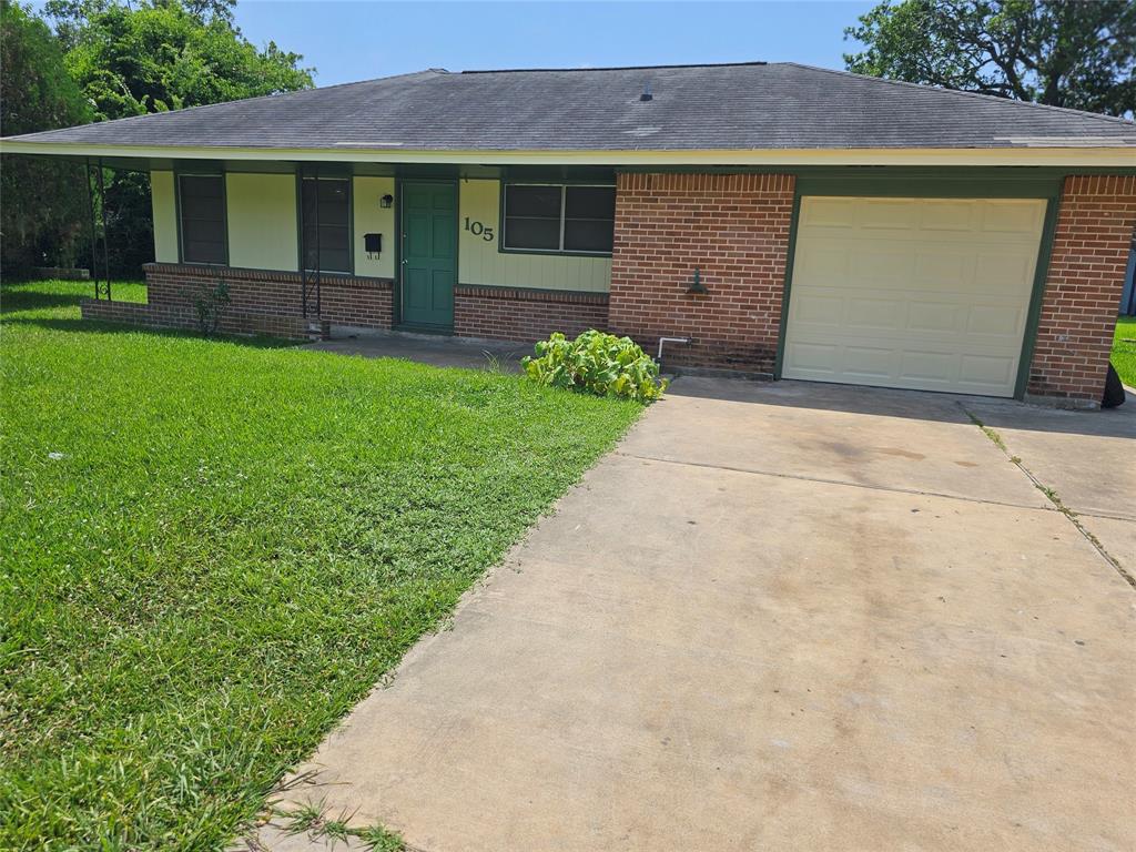 105 S Yaupon Street, Lake Jackson 105 S Yaupon Street Lake Jackson Texas 77566, 5