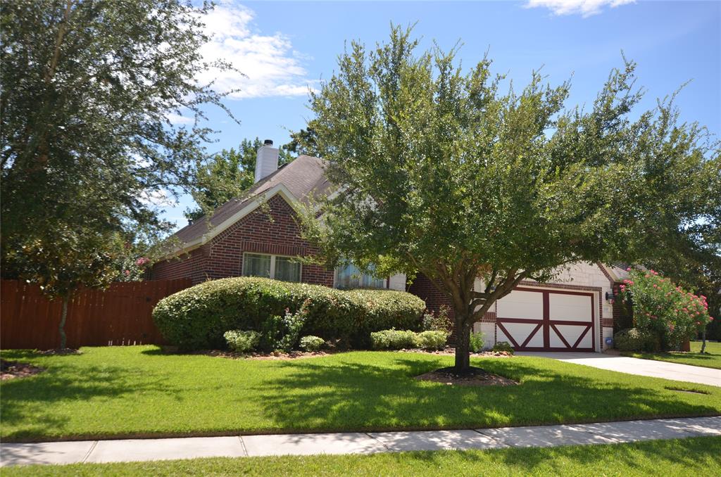 21309 S Kings Mill Ln, Kingwood, TX 77339