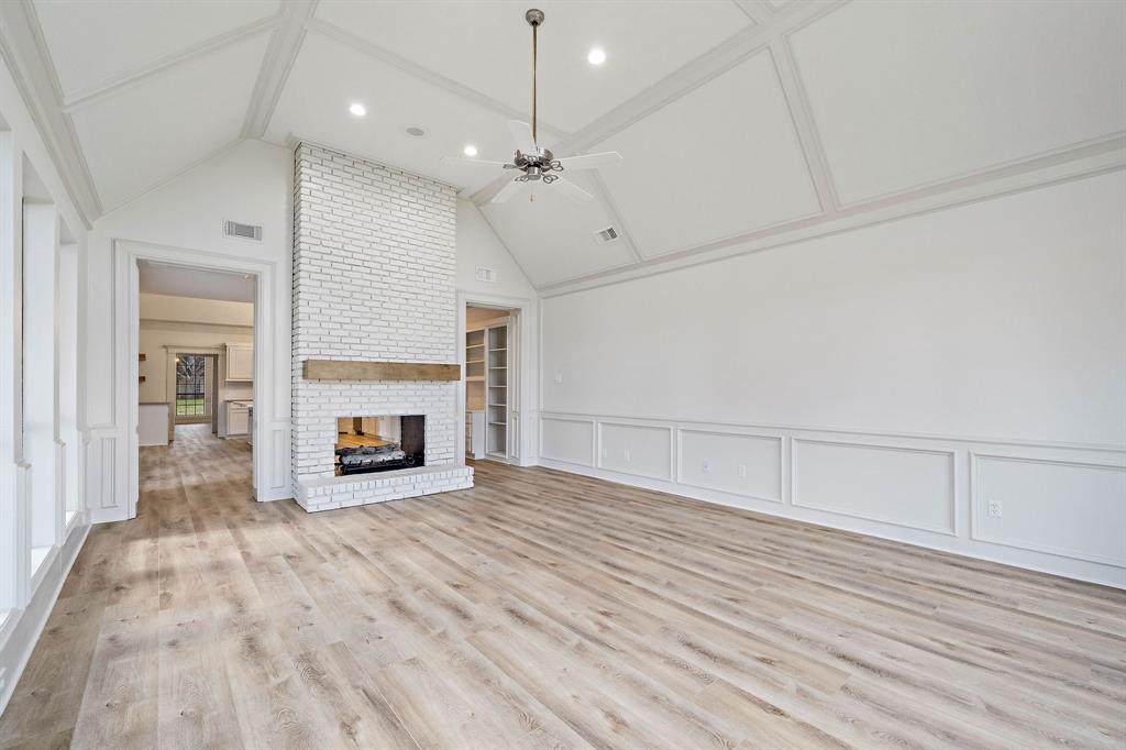 5450 Woodbury