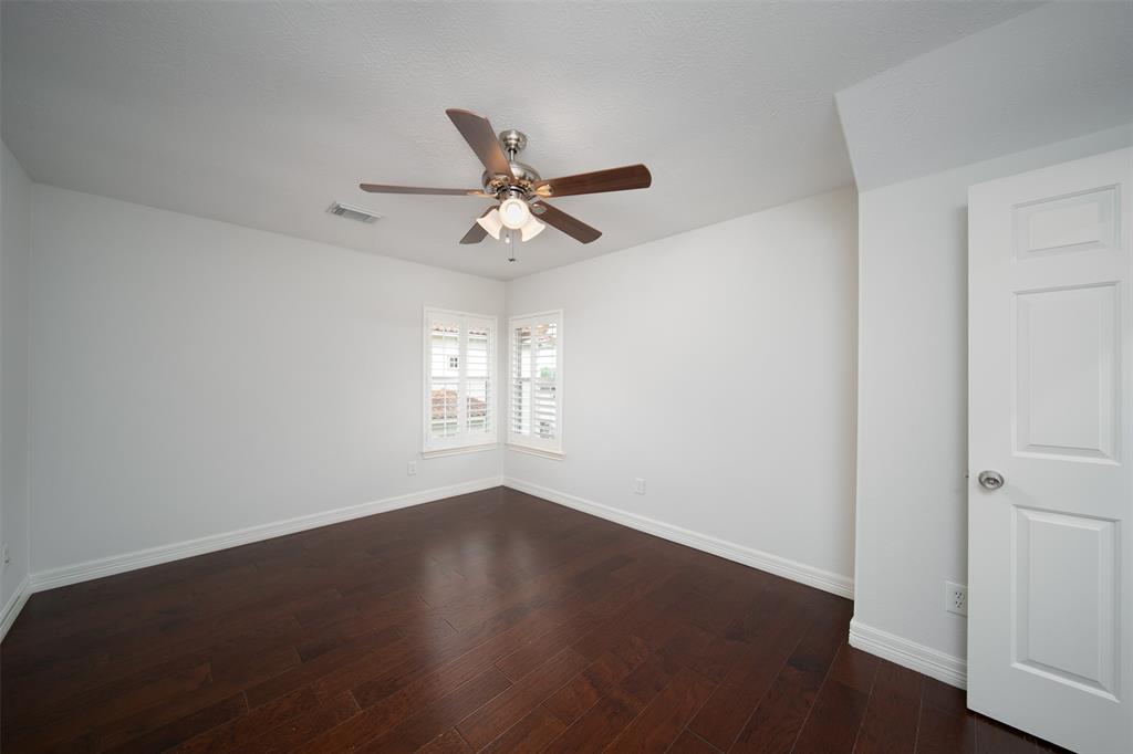 9 Swan Isle Blvd, Missouri City, TX 77459