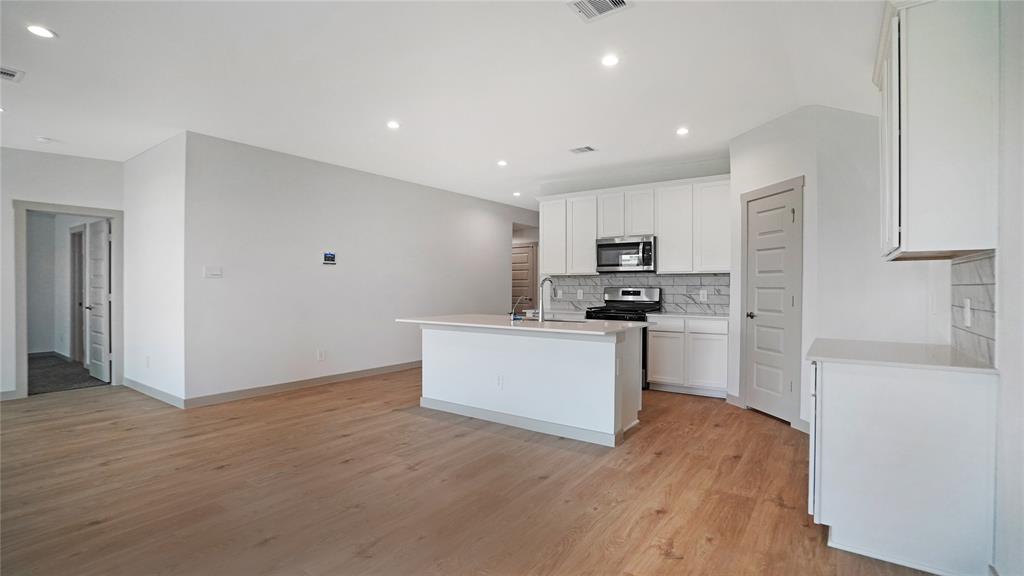 2728  Misty Elm Lane Rosenberg Texas 77469, 30