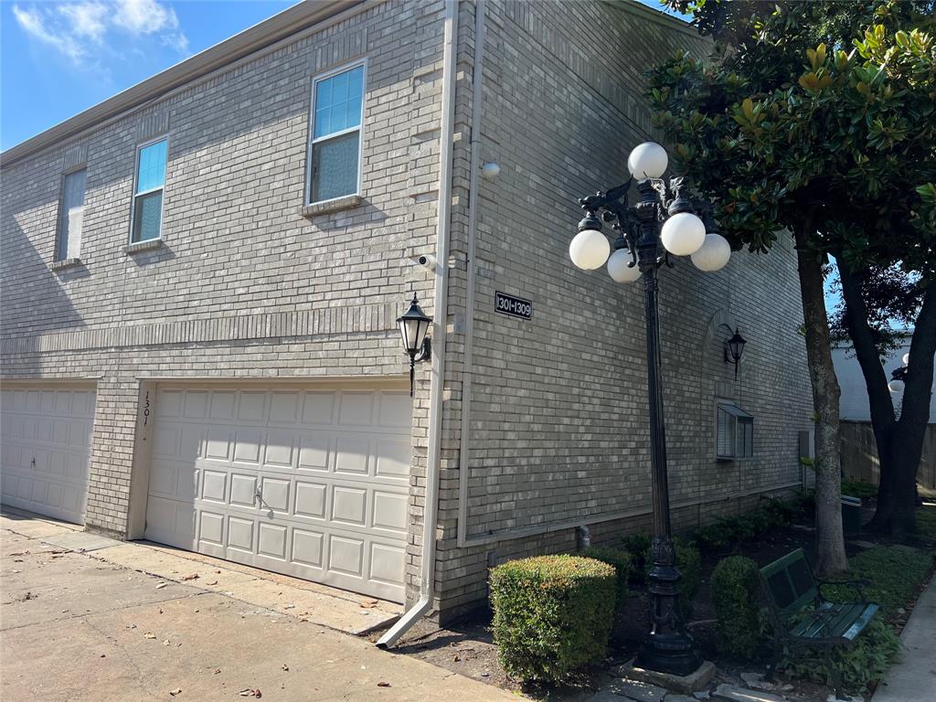 4001  Tanglewilde Street Houston Texas 77063, 22