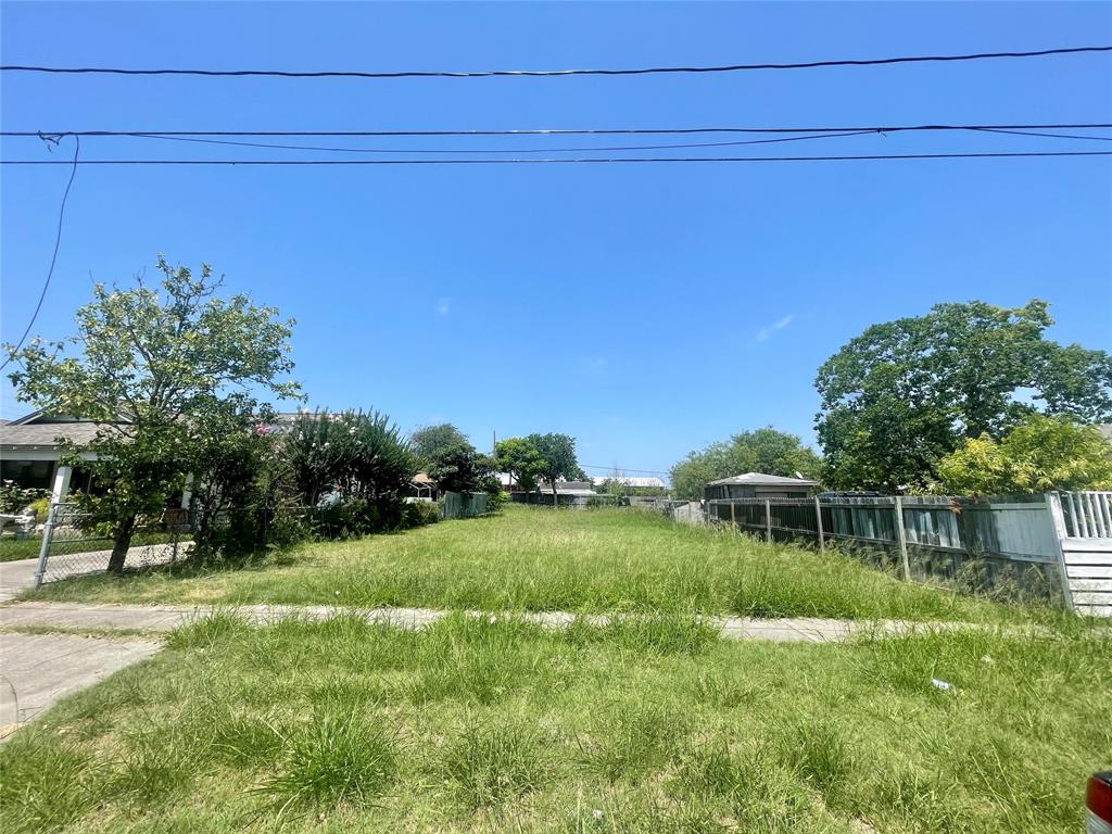 1007 14th Street, Corpus Christi 1007 14th Street Corpus Christi Texas 78404, 85