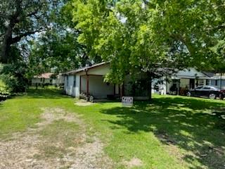 521  Montgomery Street Clute Texas 77531, Clute