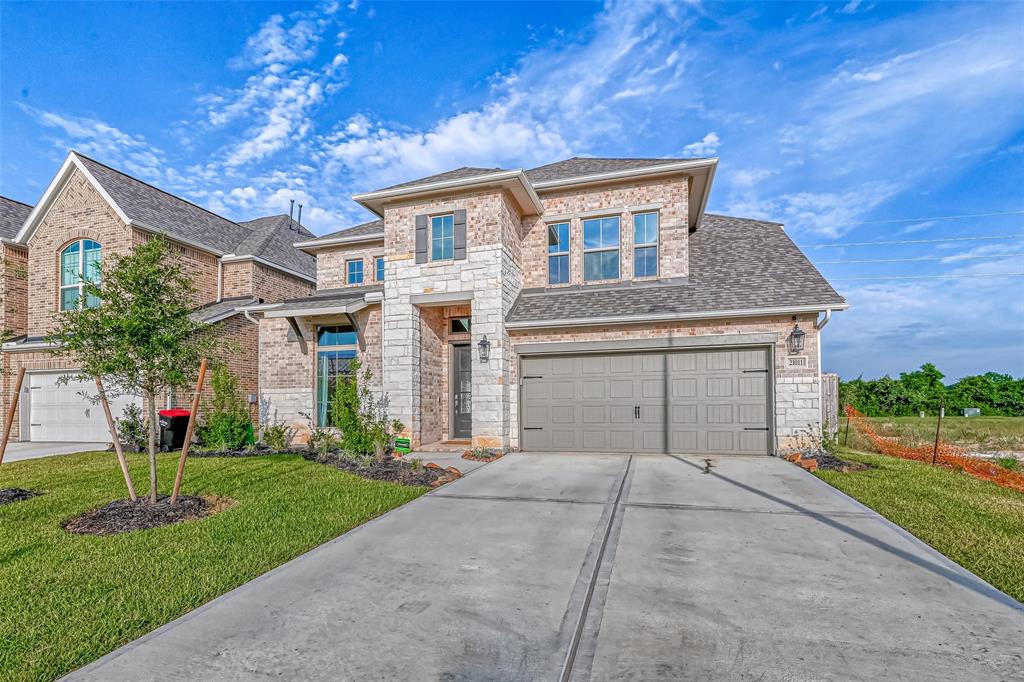 21011  Secretariat Meadow Lane  Tomball Texas 77377, 35