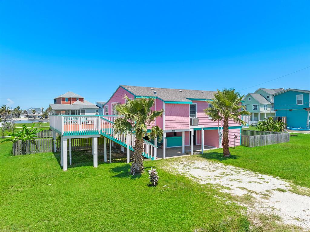 3801  6th Street Galveston Texas 77554, 33