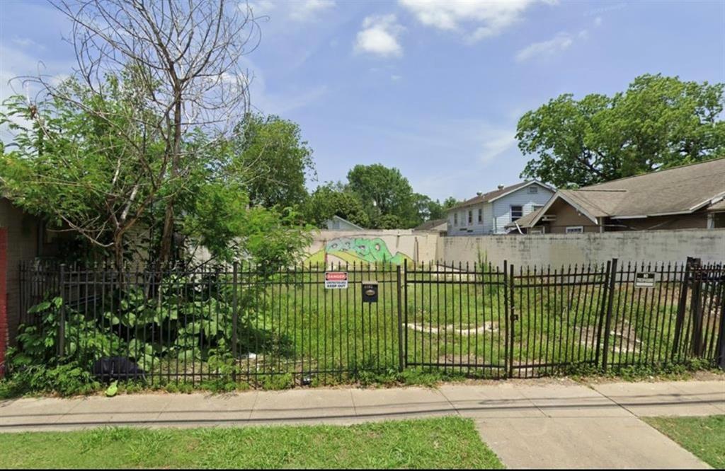 4805 Canal Street, Houston 4805 Canal Street Houston Texas 77011, 4