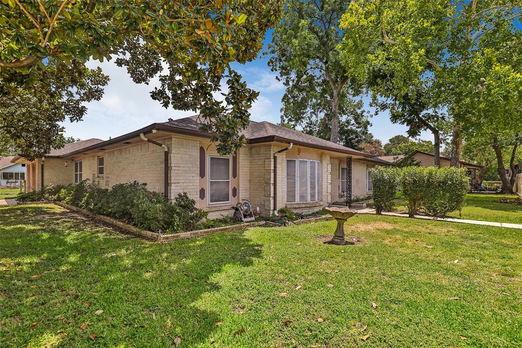 3720  Gano Street Houston Texas 77009, 9