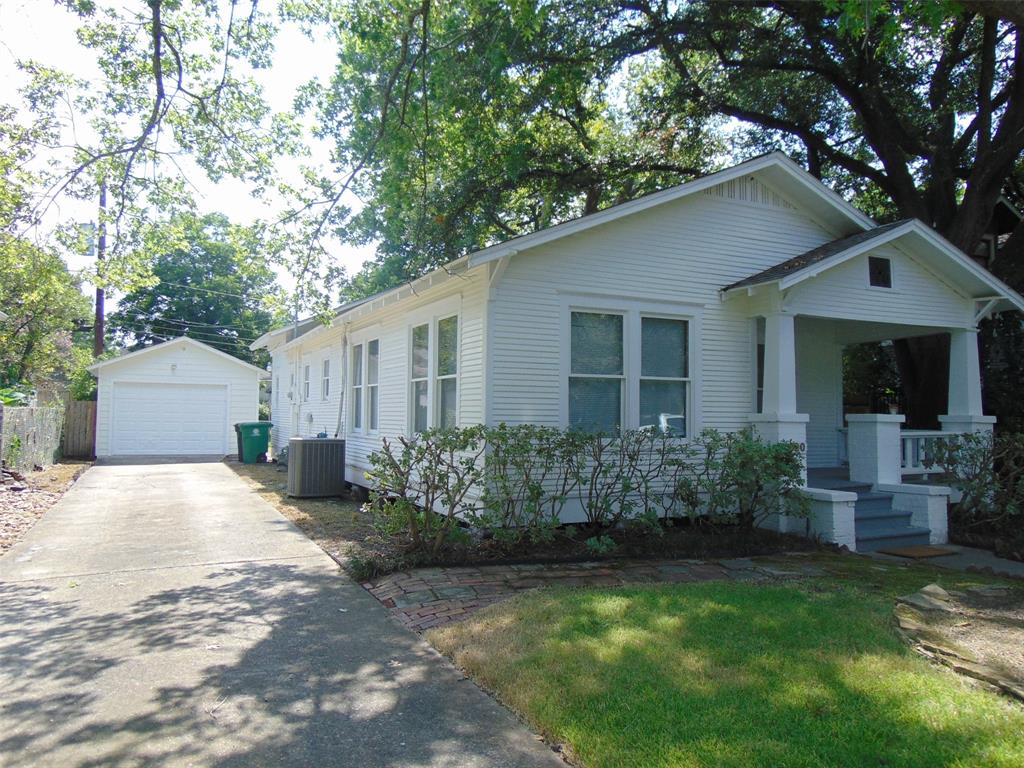 4620  Oak Ridge Street Houston Texas 77009, 9