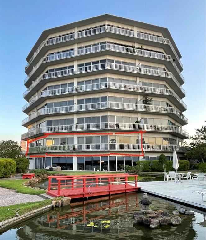 5050  Woodway Drive Houston Texas 77056, 22