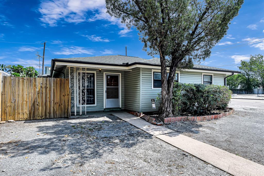 2122 Preston Ave, Pasadena, TX 77503