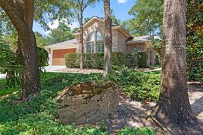 94 Foxbriar Forest, The Woodlands, TX 77382