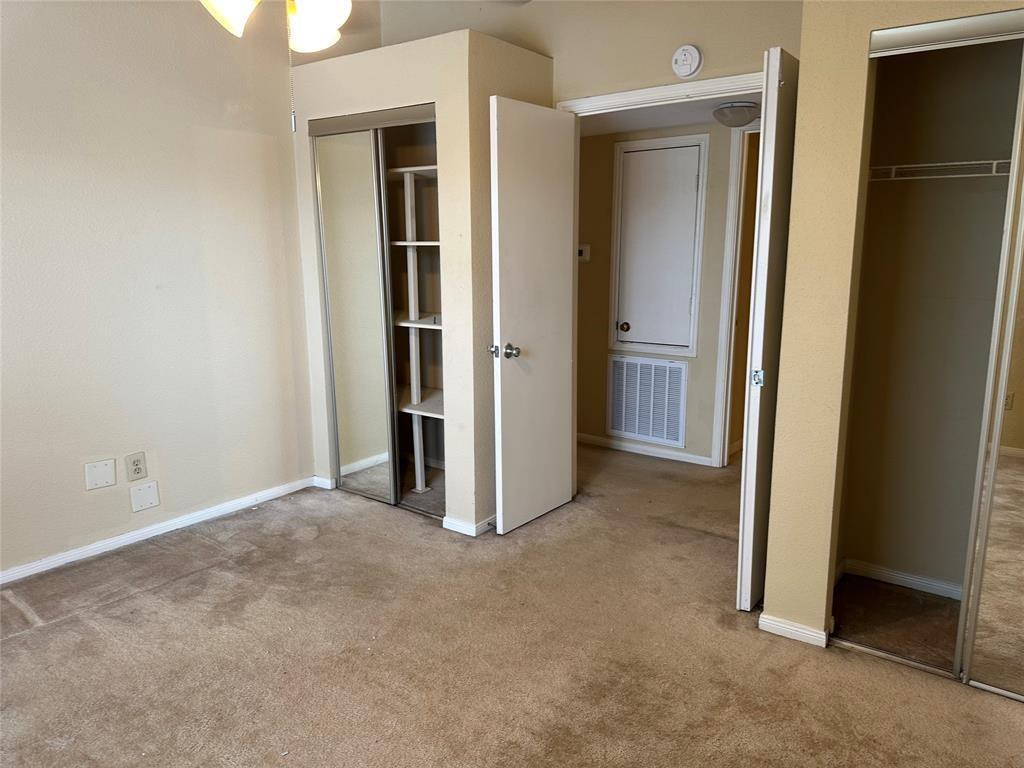Photo #12: 15825221 Listing 