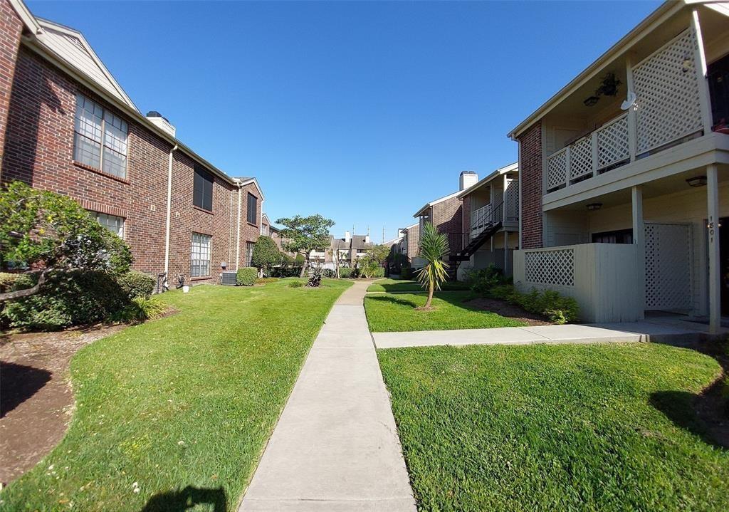 Photo #4: 15825221 Listing 