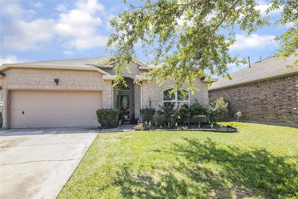 3109  Lone Trail Dr  Texas City Texas 77591, 33