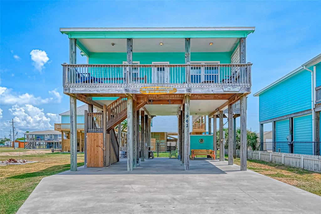 962  Palmetto Drive Crystal Beach Texas 77650, 33