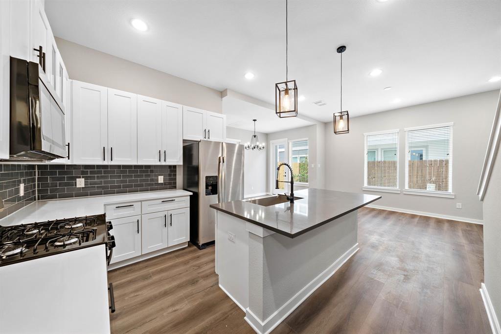 8474 Berry Green, Houston 8474 Berry Green Houston Texas 77022, 9