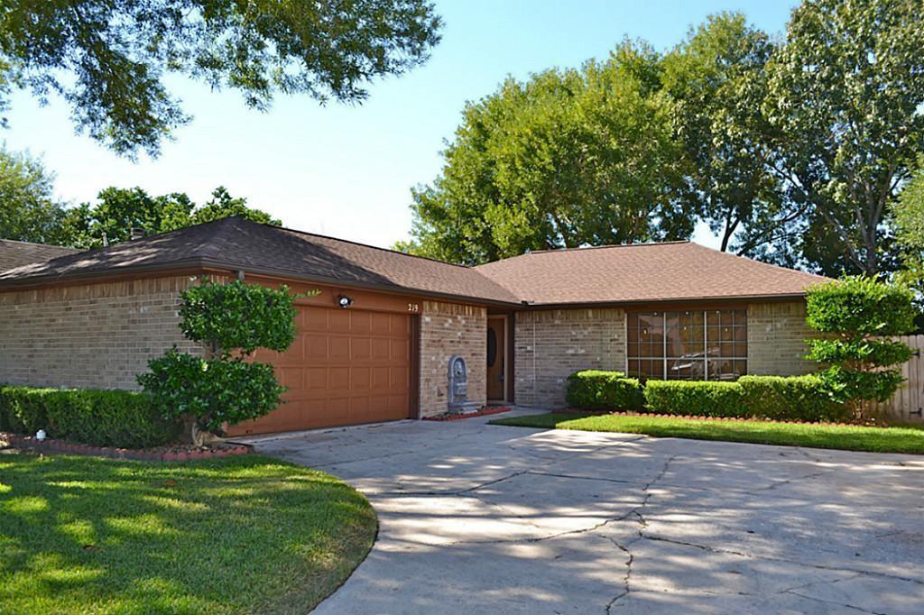 219  Greenshire Drive League City Texas 77573, 33