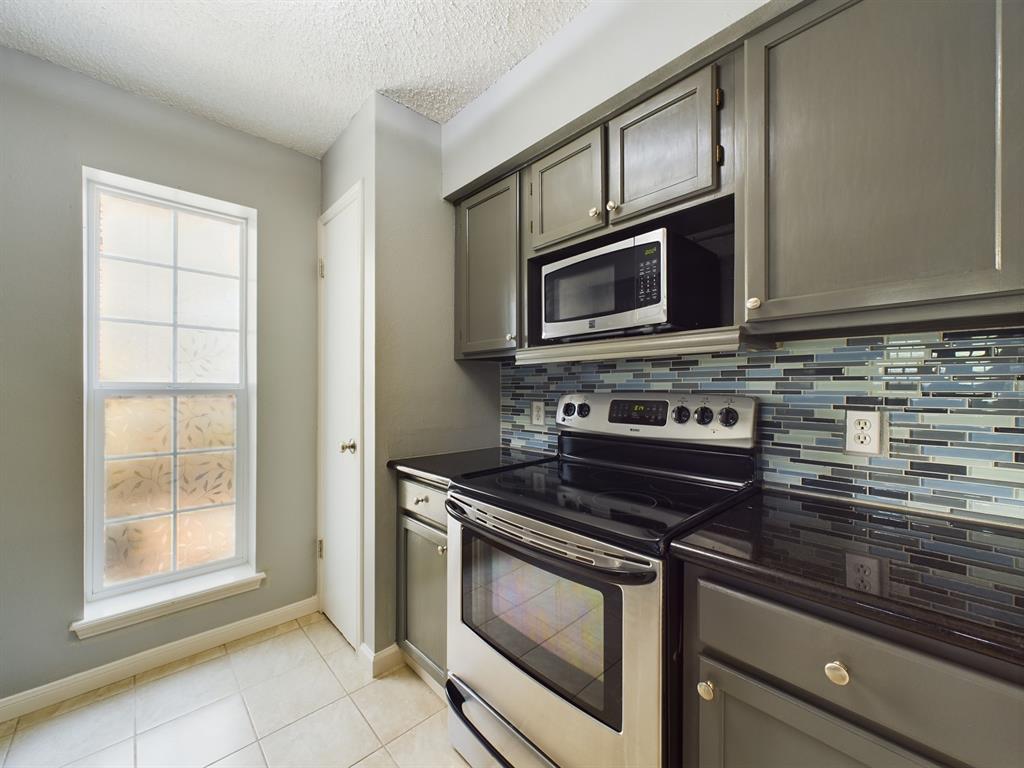 Photo #12: 47614811 Listing 