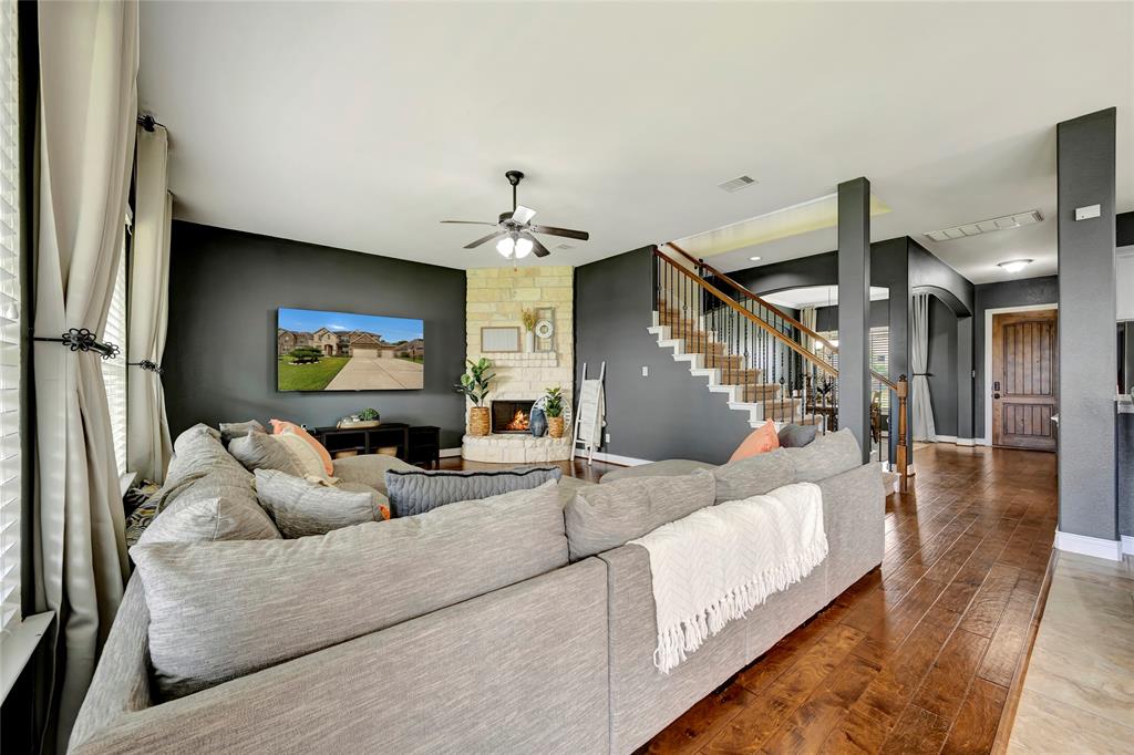 2982  Holbrook Valley Lane League City Texas 77573, 33