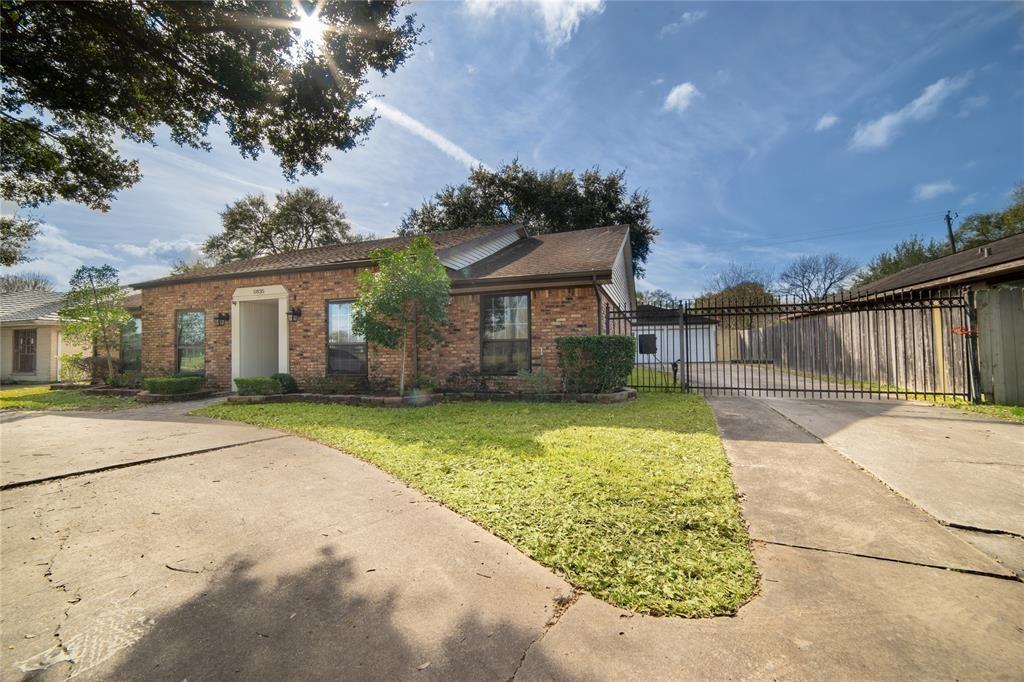 5835 S Braeswood Boulevard Houston Texas 77096, 20