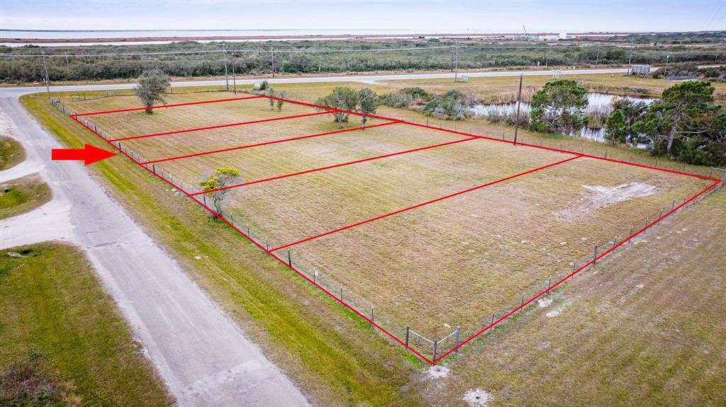 Lot 4 Cemetery with approximate boundaries