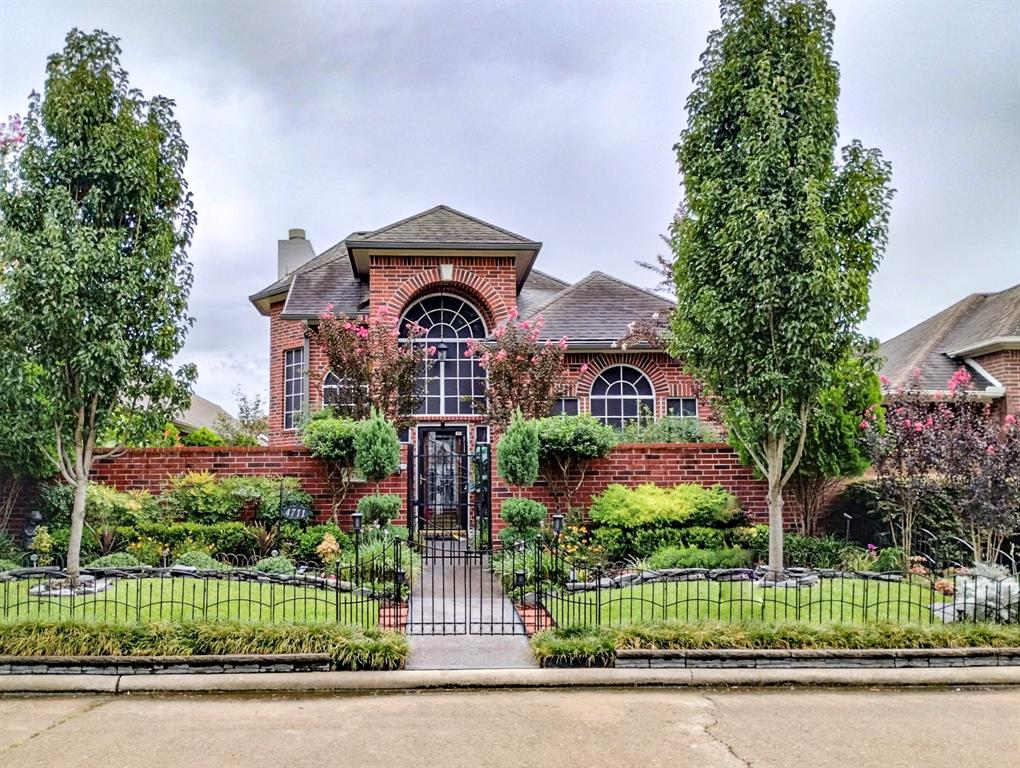 4711 Cashel Castle Dr