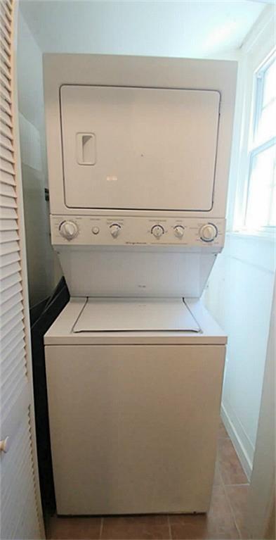 Stackable Washer/Dryer for your convenience.