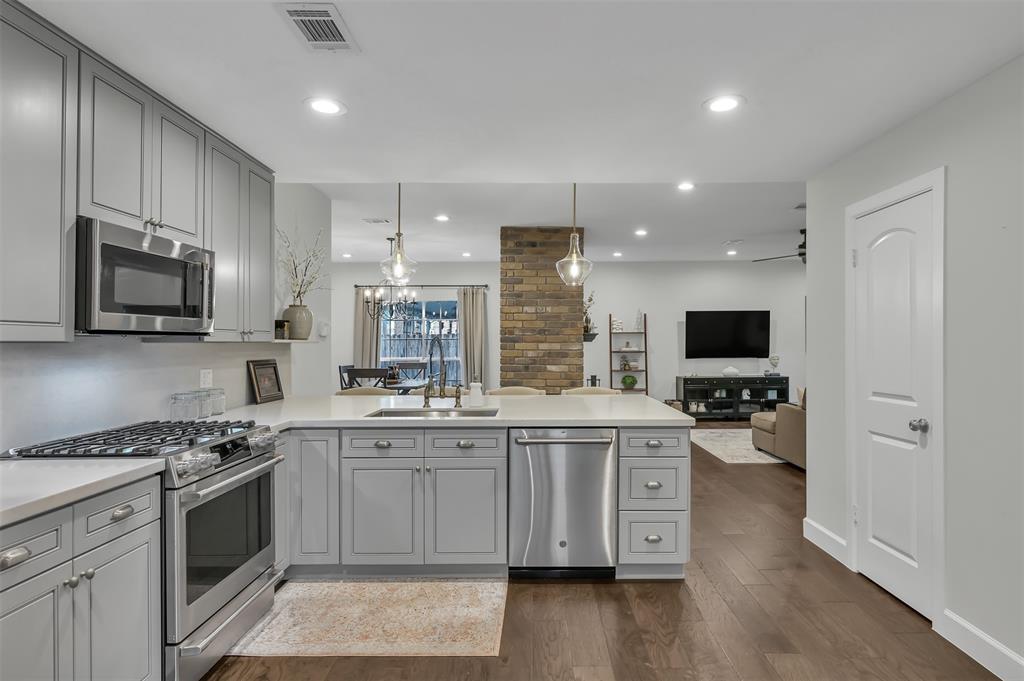 42 Still Corner Place, The Woodlands 42 Still Corner Place The Woodlands Texas 77381, 15