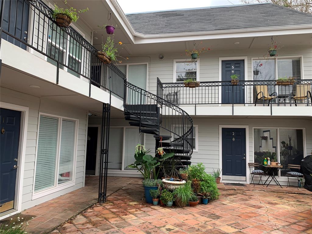 1404  Welch Street Houston Texas 77006, 16