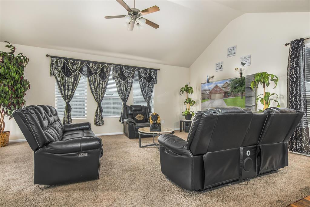 14806  Scenic Sky Way Houston Texas 77049, 2