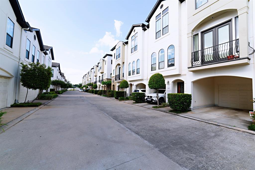 3123  Fairdale Oaks  Houston Texas 77057, 22