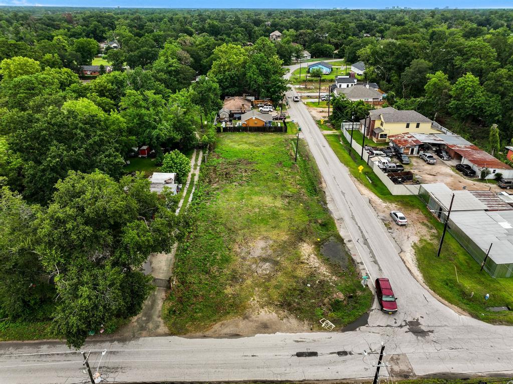 2526 De Soto Street, Houston 2526 De Soto Street Houston Texas 77091, 9