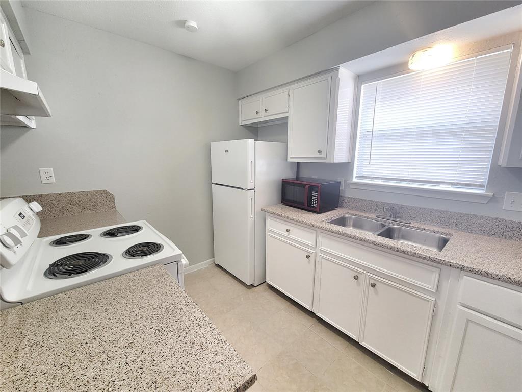 4017  Briar Hollow Drive Dickinson Texas 77539, Dickinson