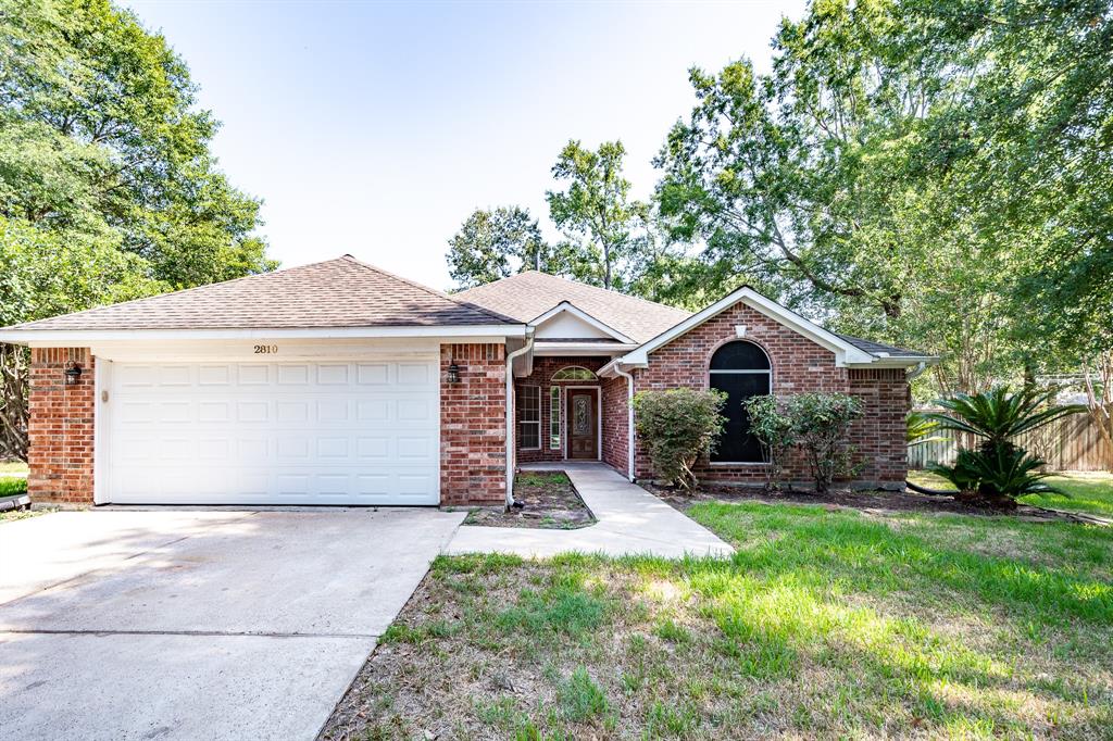 2810  Lake Breeze Lane Crosby Texas 77532, 1