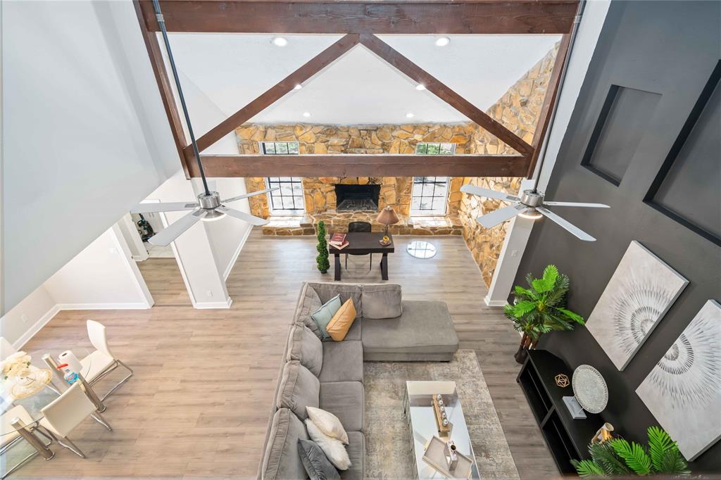 21407 Pecan Bend Rd, Damon, TX 77430