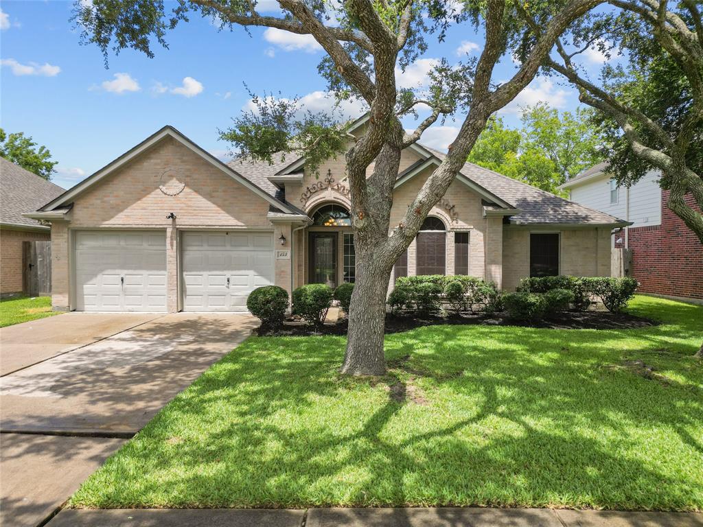 153  Greenridge Circle League City Texas 77573, League City