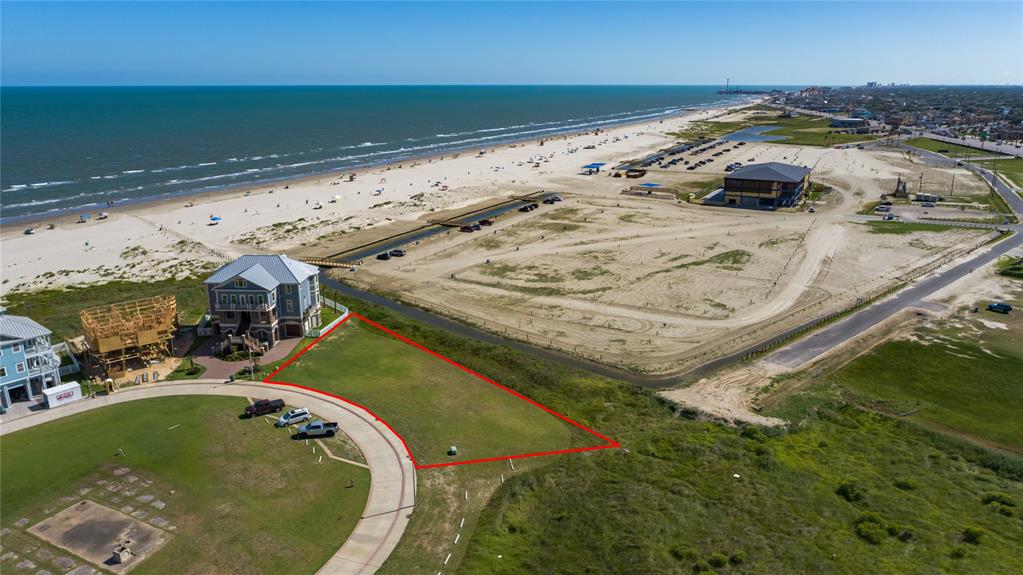 49  Grand Beach Boulevard Galveston Texas 77550, 33