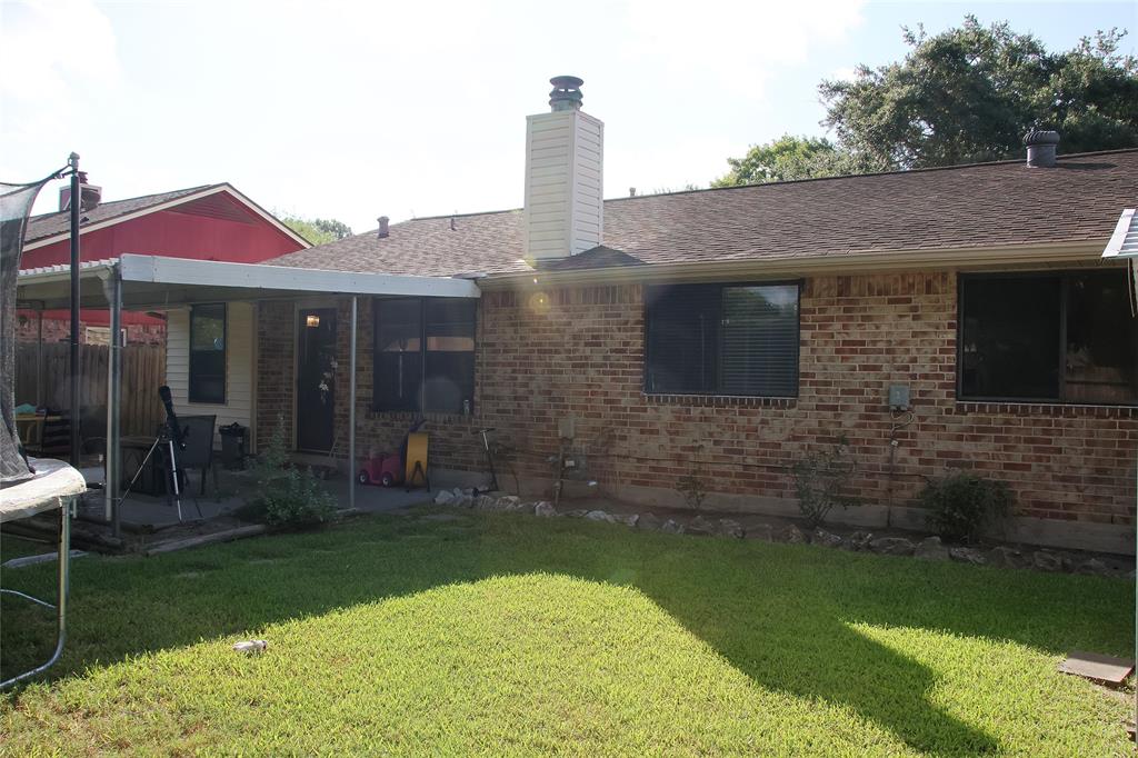 11419 Olivewood Dr, Houston, TX 77089