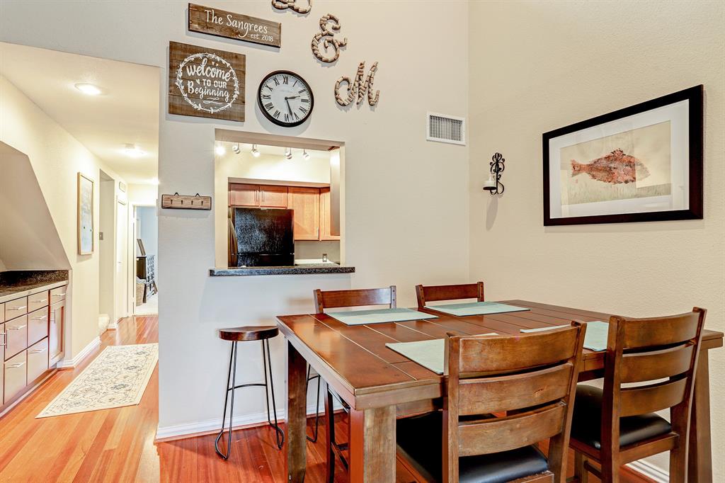 Photo #6: 50869152 Listing 