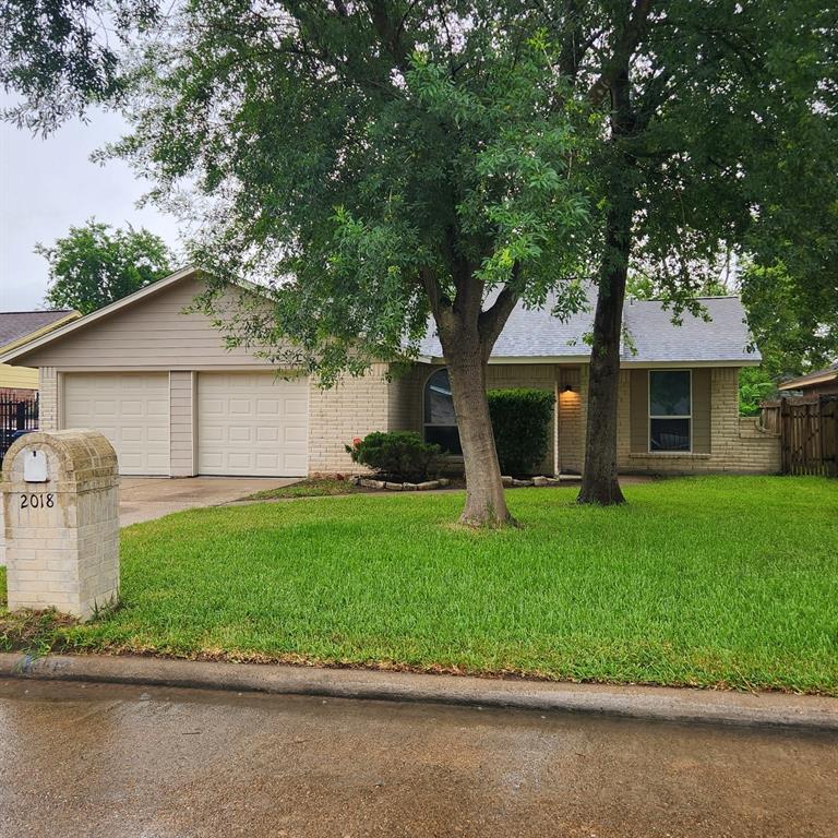 2018  Deerhurst Lane Houston Texas 77088, 11