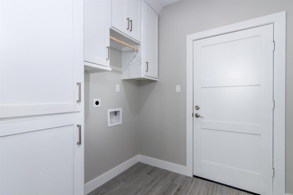 Laundry room and pantry space