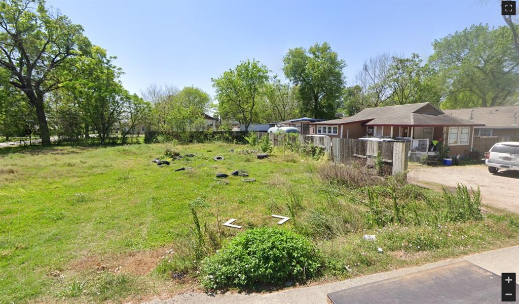 7226  Karnes Street Houston Texas 77020, 2