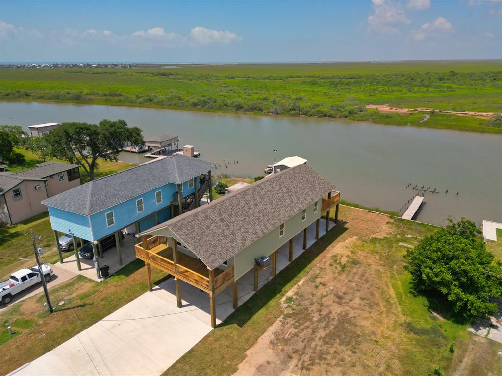 864 Seagull  , Sargent, Texas image 1
