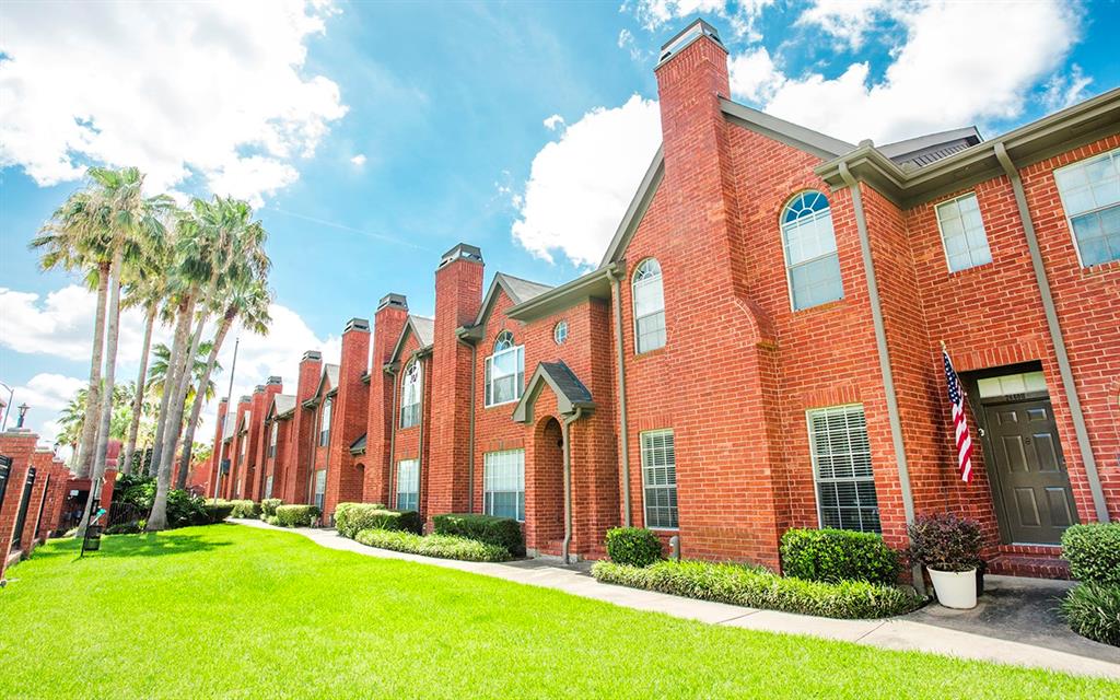 2700  Holly Hall Street Houston Texas 77054, Houston