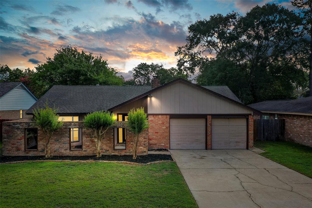 15639 Boulder Oaks Dr