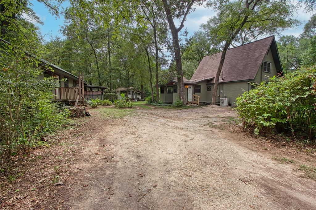 12447 Mill Creek Dr S, Plantersville, TX 77363